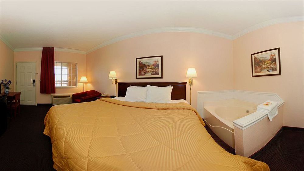 Rodeway Inn Stephenville Zewnętrze zdjęcie
