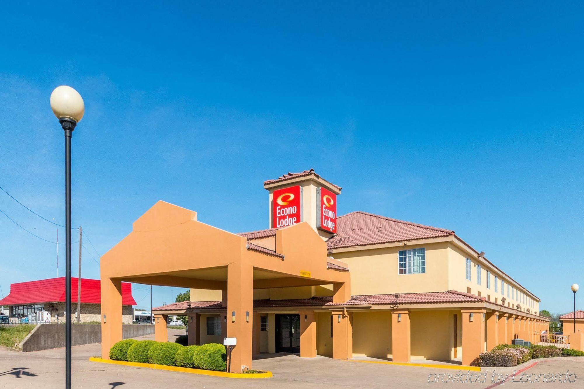Rodeway Inn Stephenville Zewnętrze zdjęcie