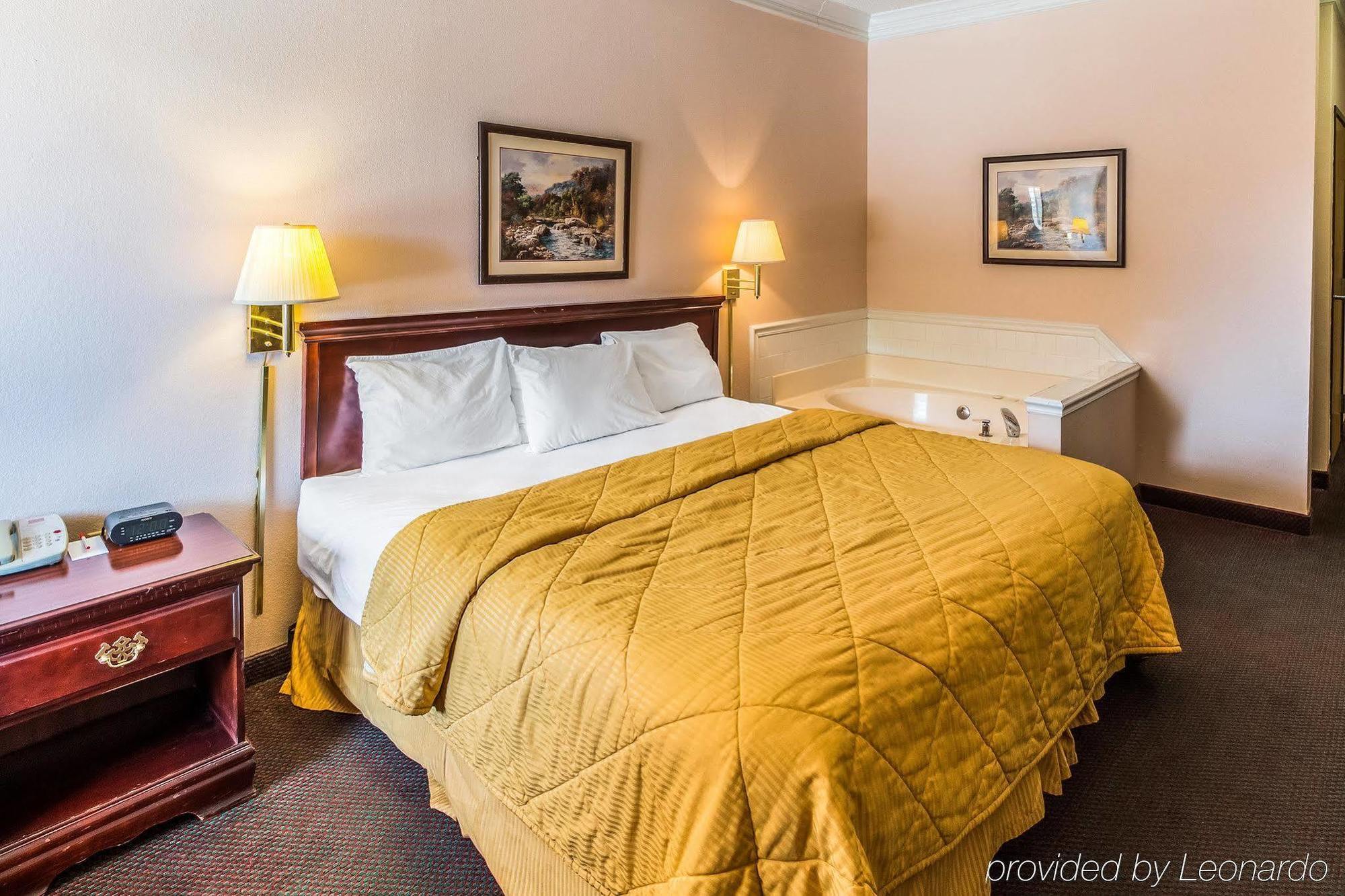 Rodeway Inn Stephenville Zewnętrze zdjęcie